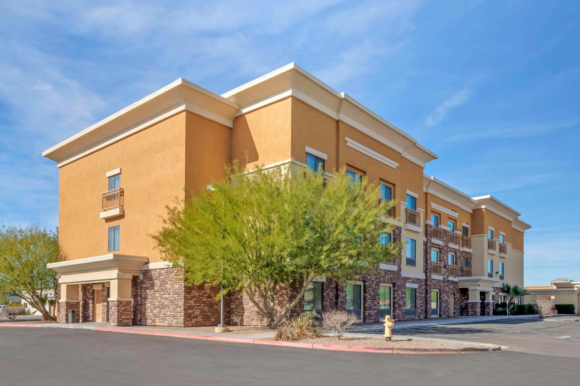 Comfort Suites Blythe Luaran gambar